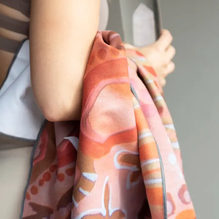 Soft, lightweight microfibre towel – part of yogat’s Glow Down Bundle for sauna or studio recovery.